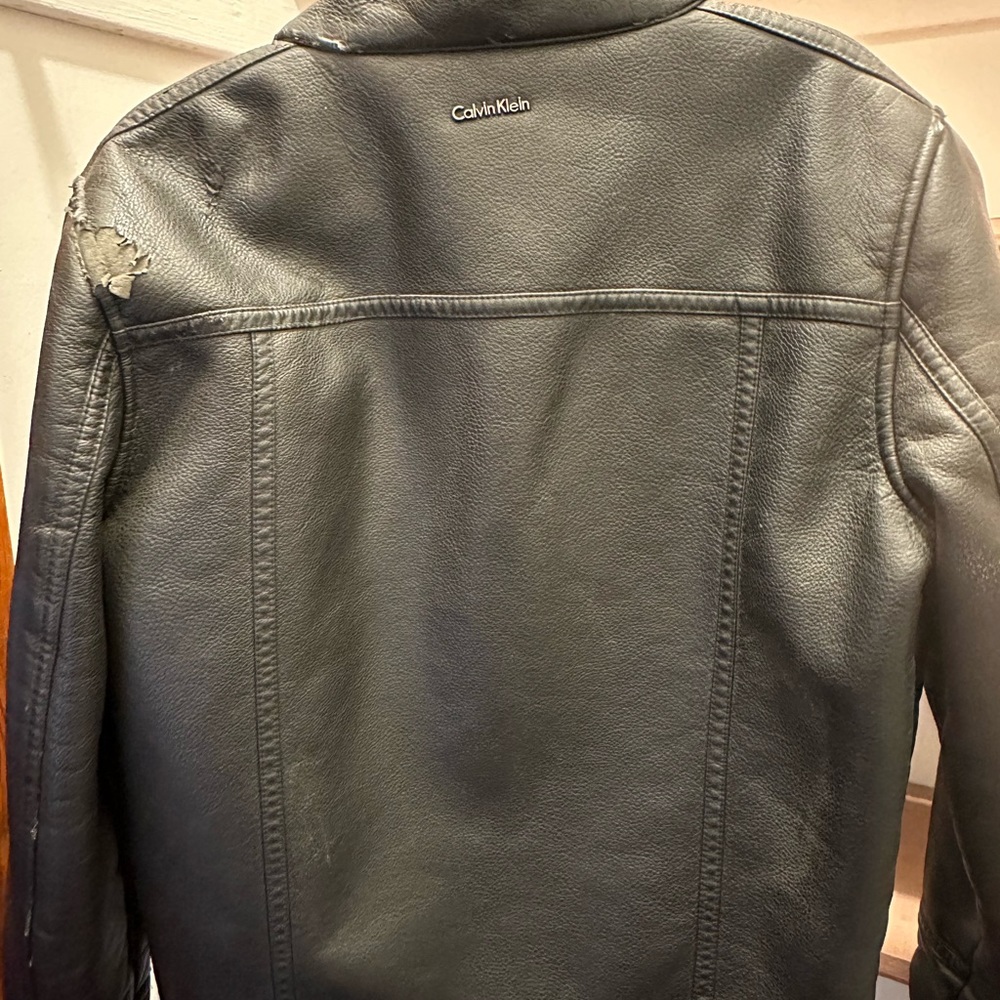 Calvin Klein Men’s black Faux leather faux fur grey jacket size Medium - Picture 12 of 15